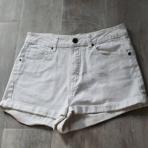 High waisted short